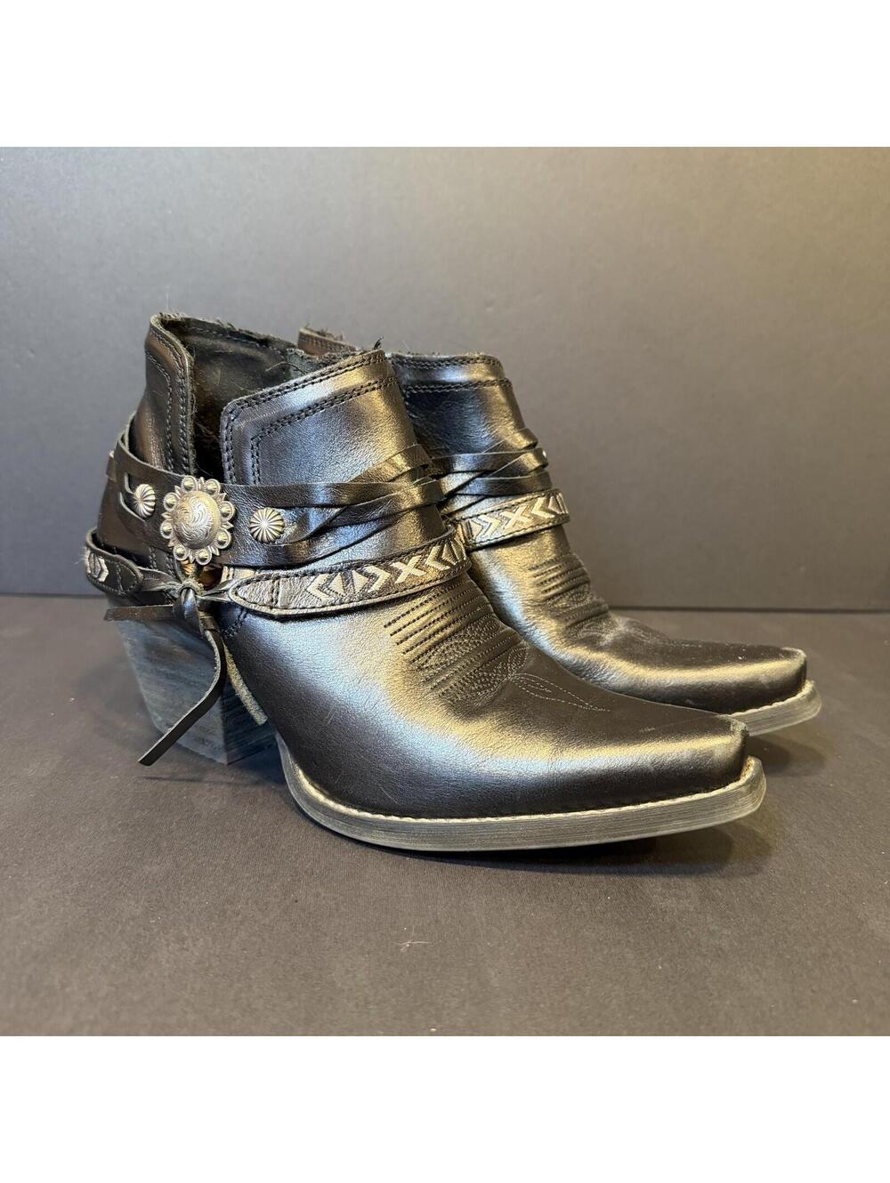 Durango Crush Black Leather Western Harness Bootie Concho Size 7